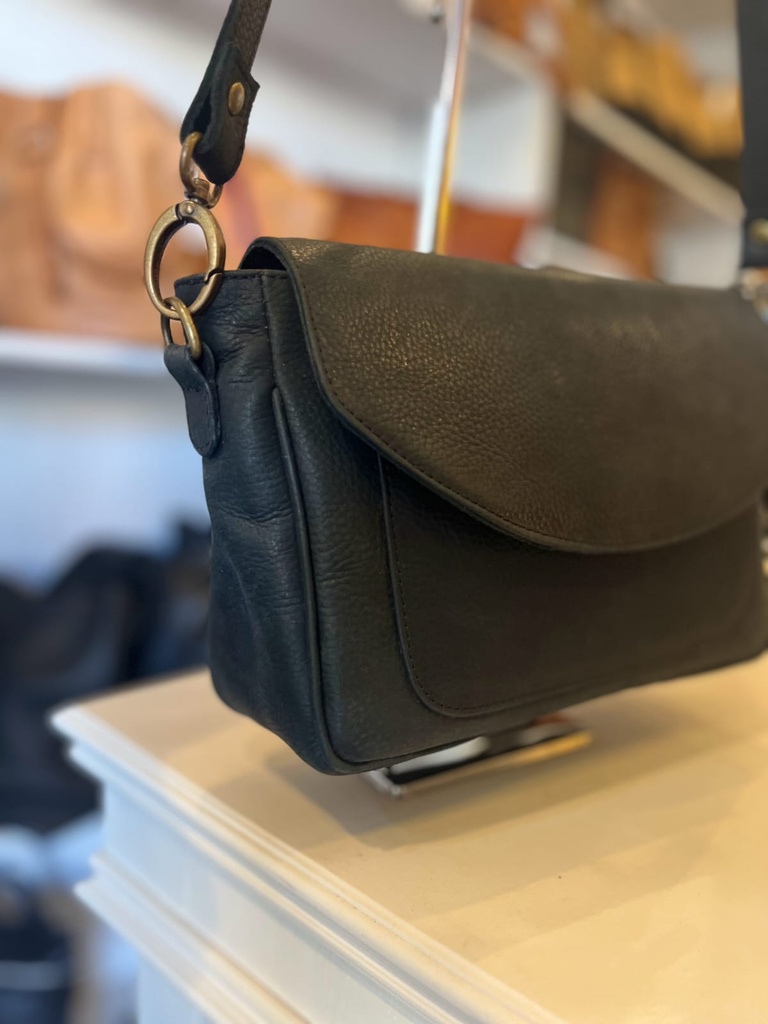 Bandolera c/solapa Las Mones 