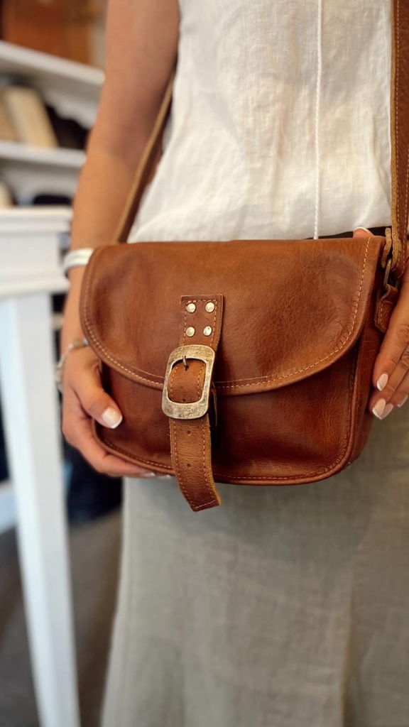 Morral de Cuero c/Hebilla Paola - Las Mones 