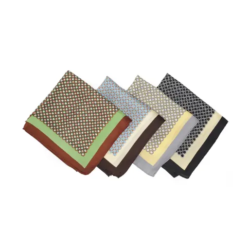 Pañuelo de Raso Estampado Geométrico